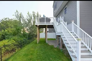 8 Sourwood Cir, Worcester, MA 01605 - Photo 14
