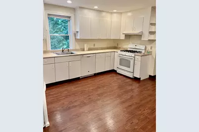 582 Massachusetts Avenue #Front, Lexington, MA 02421 - Photo 6