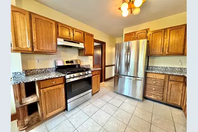 40 Highland Ave #Single Fam, Arlington, MA 02476 - Photo 2