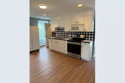 5 Washington Sq #3, Gloucester, MA 01930 - Photo 1
