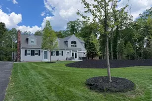 77 Lakewood Dr, Plymouth, MA 02360 - Photo 8