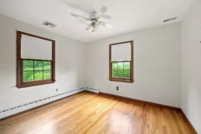 37 Charles Hill Rd, Holyoke, MA 01040 - Photo 16