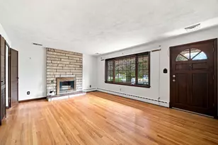 37 Charles Hill Rd, Holyoke, MA 01040 - Photo 4