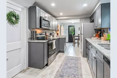 101 S Main St, Uxbridge, MA 01569 - Photo 14