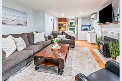 101 S Main St, Uxbridge, MA 01569 - Photo 8