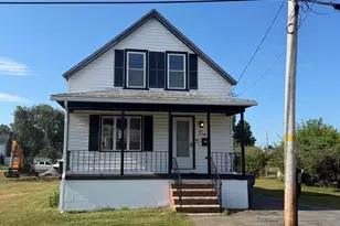 61 Thornton Ave, Methuen, MA 01844 - Photo 2