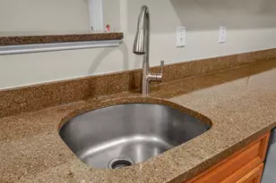 10 Felton St, Brockton, MA 02301 - Photo 6