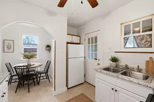 73 Santa Barbara St, Springfield, MA 01104 - Photo 6