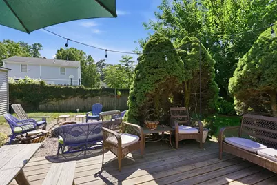 25 Gertrude St, Springfield, MA 01118 - Photo 36