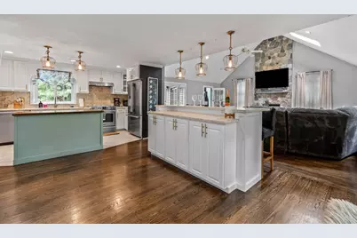 196 Mechanic St, Foxboro, MA 02035 - Photo 8