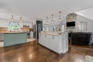 196 Mechanic St, Foxboro, MA 02035 - Photo 8