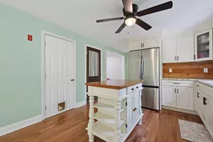 22 Starrett Ave, Middleborough, MA 02346 - Photo 10