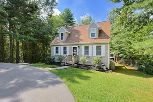 22 Starrett Ave, Middleborough, MA 02346 - Photo 2