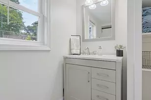 47 Lakeshore Dr, Bellingham, MA 02019 - Photo 22