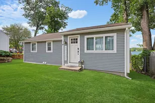 47 Lakeshore Dr, Bellingham, MA 02019 - Photo 2