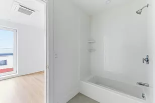 1035 Commonwealth Ave, Boston, MA 02215 - Photo 18