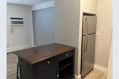 1000 Lexington St #16, Waltham, MA 02452 - Photo 2