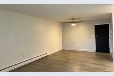 1000 Lexington St #44, Waltham, MA 02452 - Photo 2