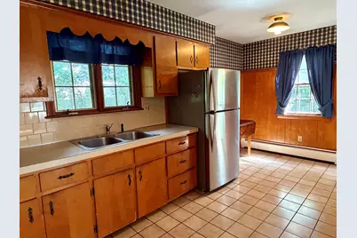 1183 Dutton Street, New Bedford, MA 02745 - Photo 6