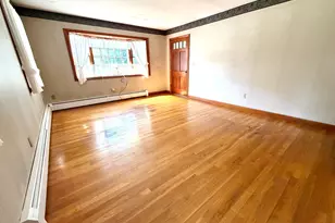 1183 Dutton St, New Bedford, MA 02745 - Photo 10