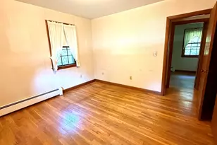 1183 Dutton St, New Bedford, MA 02745 - Photo 14