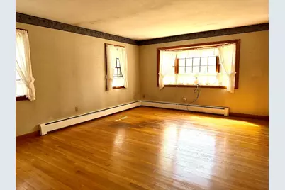 1183 Dutton Street, New Bedford, MA 02745 - Photo 8