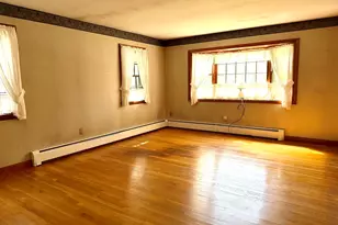 1183 Dutton St, New Bedford, MA 02745 - Photo 8