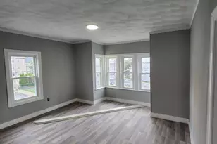351 Tecumseh St, Fall River, MA 02721 - Photo 6