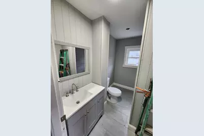 351 Tecumseh St #B, Fall River, MA 02721 - Photo 2