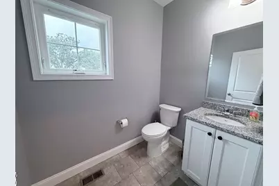 58 Oak St #58, Clinton, MA 01510 - Photo 16