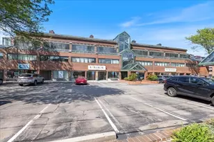58 Merrimac St, Newburyport, MA 01950 - Photo 32