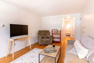 16 Richardson St, Wakefield, MA 01880 - Photo 8