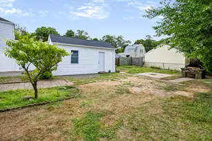 22 Ruggles St, Quincy, MA 02169 - Photo 28