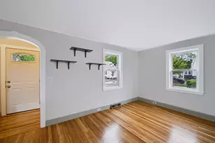 22 Ruggles St, Quincy, MA 02169 - Photo 6