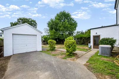 22 Ruggles St, Quincy, MA 02169 - Photo 30