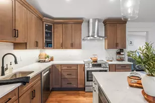 46 Sandwich Rd, Plymouth, MA 02360 - Photo 10