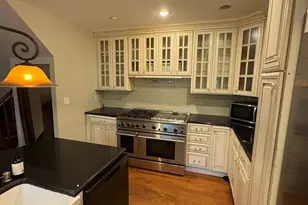 32 Warwick St, Boston, MA 02120 - Photo 6