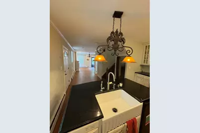 32 Warwick Street, Boston, MA 02120 - Photo 8