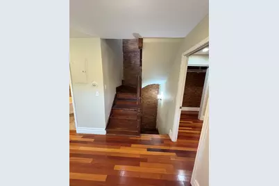 32 Warwick Street, Boston, MA 02120 - Photo 22