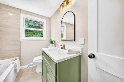 9 Valerie Ave, Billerica, MA 01821 - Photo 12