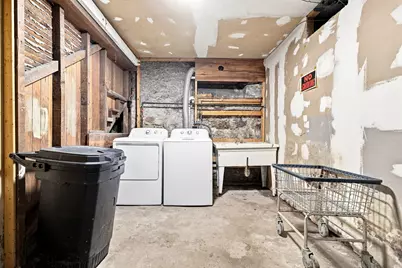 472 Warren Street, Boston, MA 02124 - Photo 34