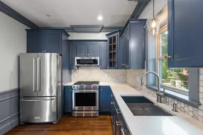 248 Presidents Ln #4, Quincy, MA 02169 - Photo 4