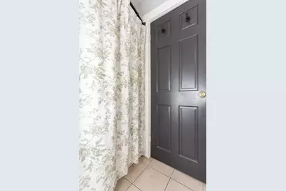719 Warren Ave, Swansea, MA 02777 - Photo 10