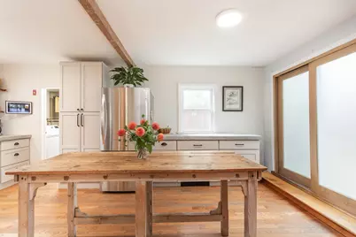 719 Warren Ave, Swansea, MA 02777 - Photo 6
