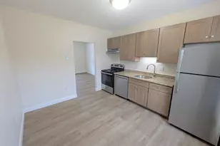 146 Pine St, Attleboro, MA 02703 - Photo 10