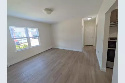 146 Pine St #1, Attleboro, MA 02703 - Photo 4