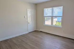 146 Pine St, Attleboro, MA 02703 - Photo 2