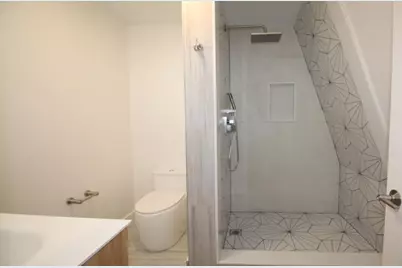 525 East Broadway #3, Boston, MA 02127 - Photo 12