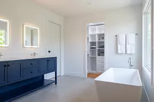 135 Hartman Rd, Newton, MA 02459 - Photo 8