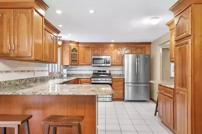 31 Wildmere Ave, Burlington, MA 01803 - Photo 14